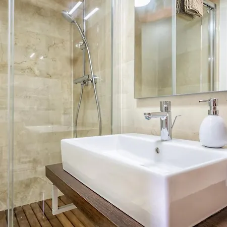 Apartment Felix Saenz By Luma *